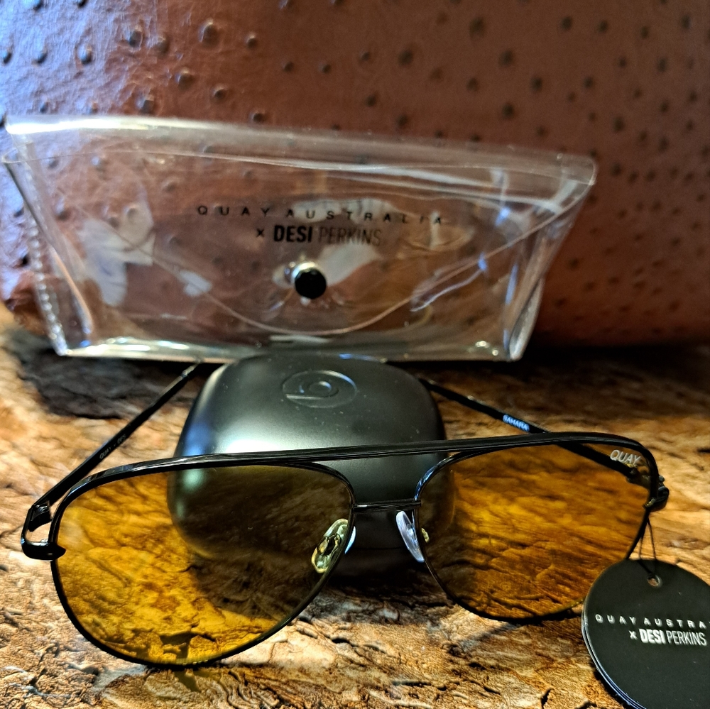 Quay Polarized Shades